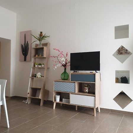 La Petite Maison Daire Siraküza Dış mekan fotoğraf