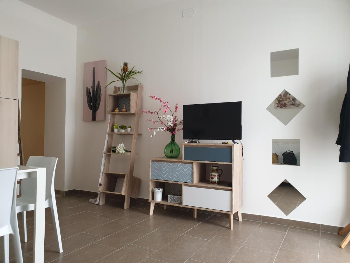 La Petite Maison Daire Siraküza Dış mekan fotoğraf