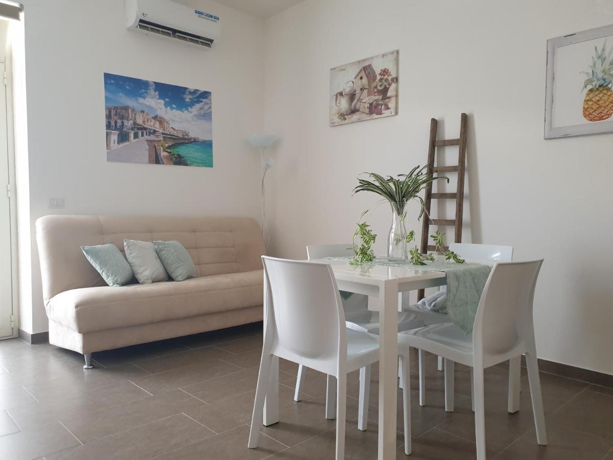 La Petite Maison Daire Siraküza Dış mekan fotoğraf